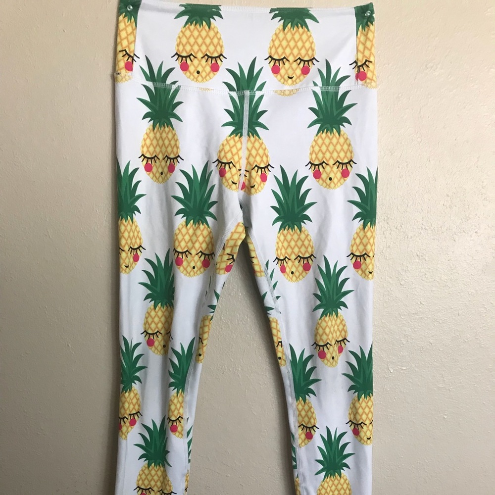 flexi lexi cute pineapple leggings size small